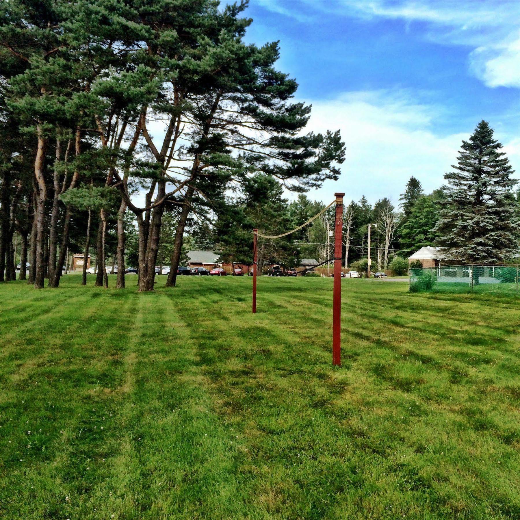Sullivan Trail Inn & Suites Pocono Lake Εξωτερικό φωτογραφία